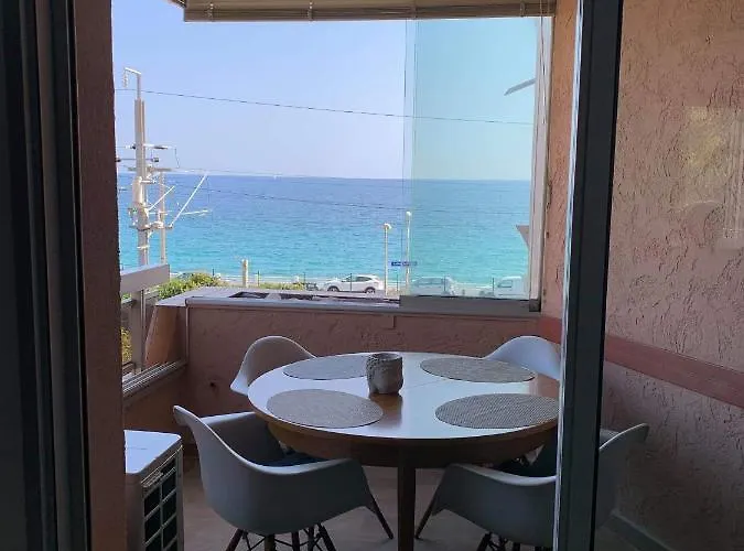 Magnifique Pied Dans L'eau